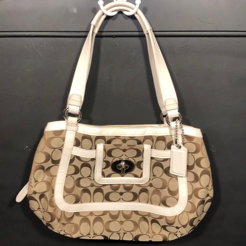 Coach purse 13 1/2 long 9 tall 6 wide